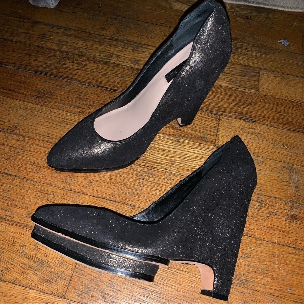 BCBG Roxy pumps - Picture 10 of 13